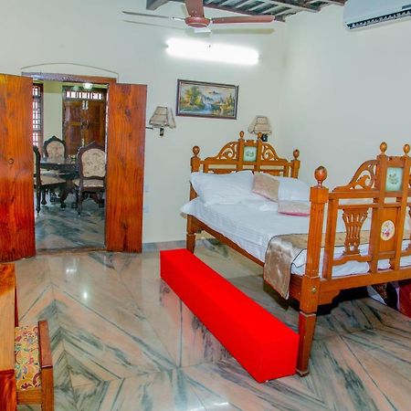 Trium Heritage Villa Chengannur Экстерьер фото