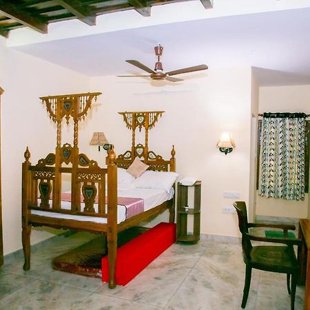 Trium Heritage Villa Chengannur Экстерьер фото