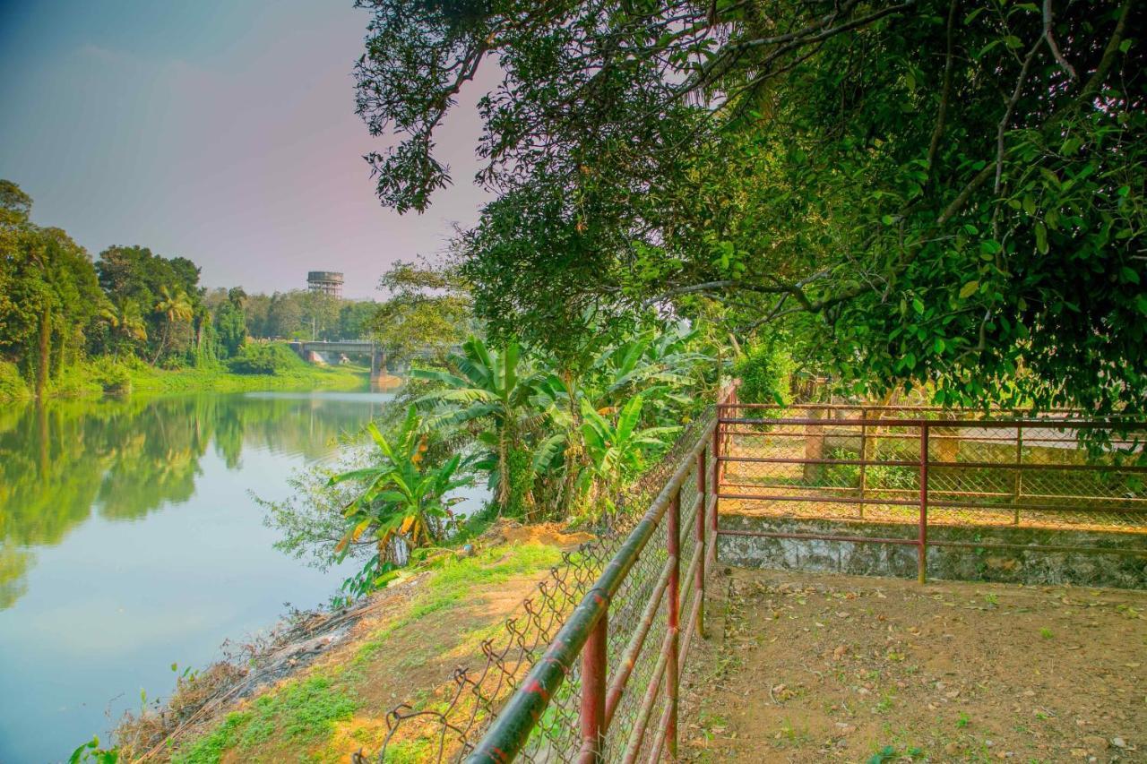 Trium Heritage Villa Chengannur Экстерьер фото